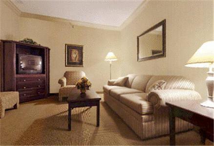 Border Inn & Suites Ллойдмінстер Номер фото